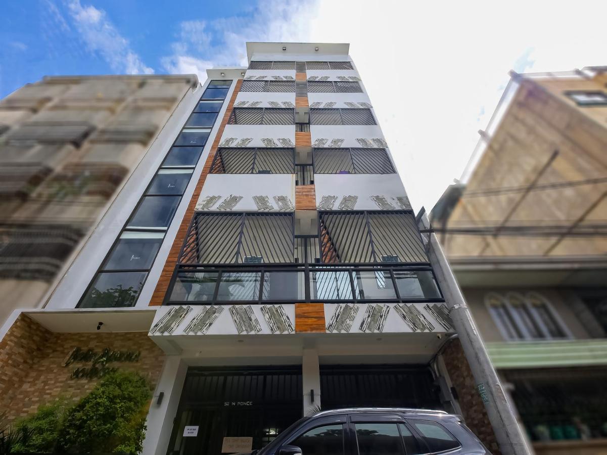 Oyo 848 Dona Aurora Condotel Quezon City Bagian luar foto