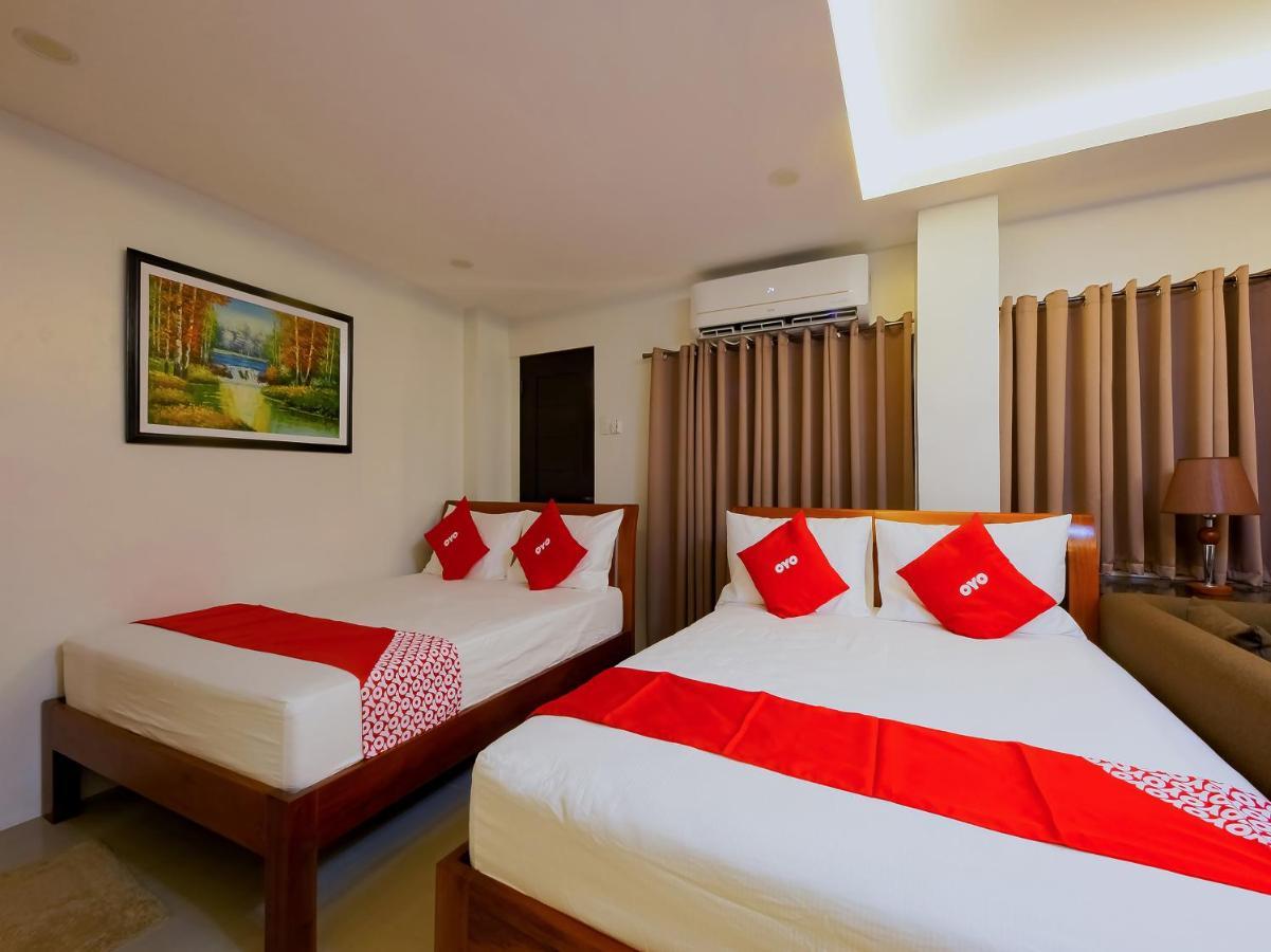 Oyo 848 Dona Aurora Condotel Quezon City Bagian luar foto